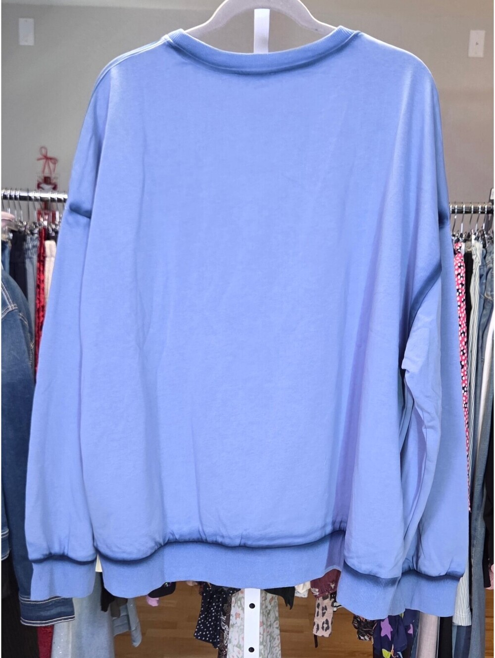 New In Pullover - Picture 3 of 7